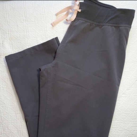 Figs Charcoal Livingston Pants XS - Picture 2 of 5